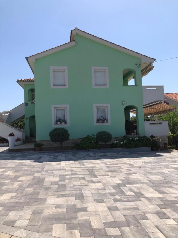 Lucija Apartments Vrh  Bagian luar foto
